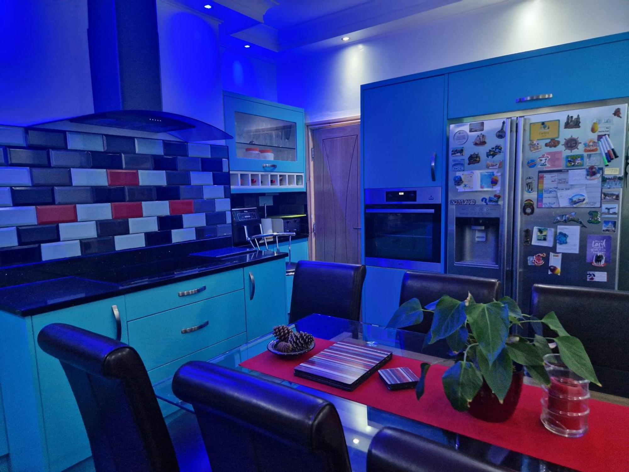 Kayumba Properties Ltd Лидс Экстерьер фото